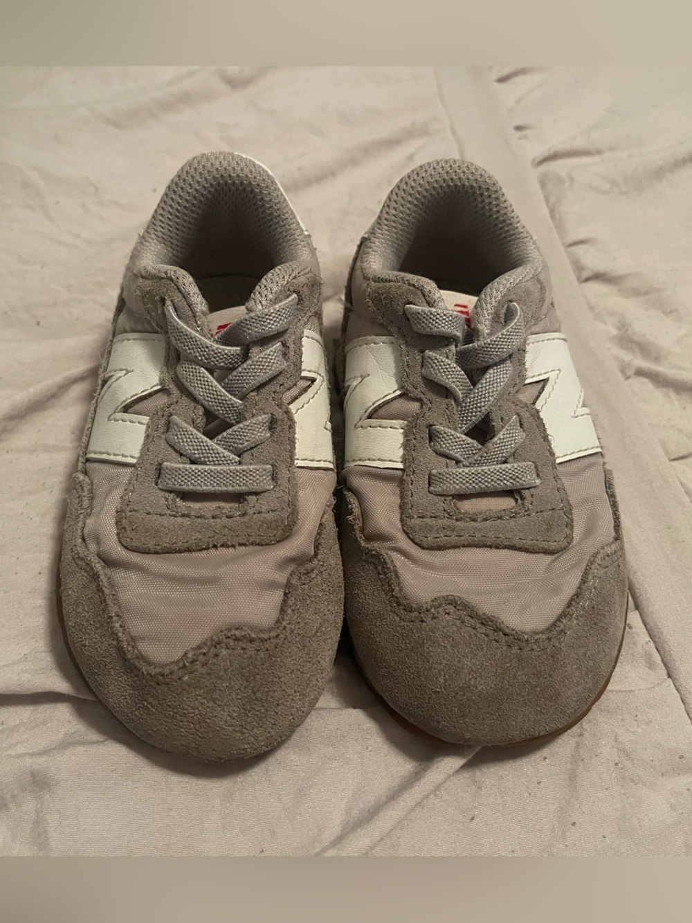 New Balance 237 Bungee Toddler Sneakers Gray and White Sneakers Size 7